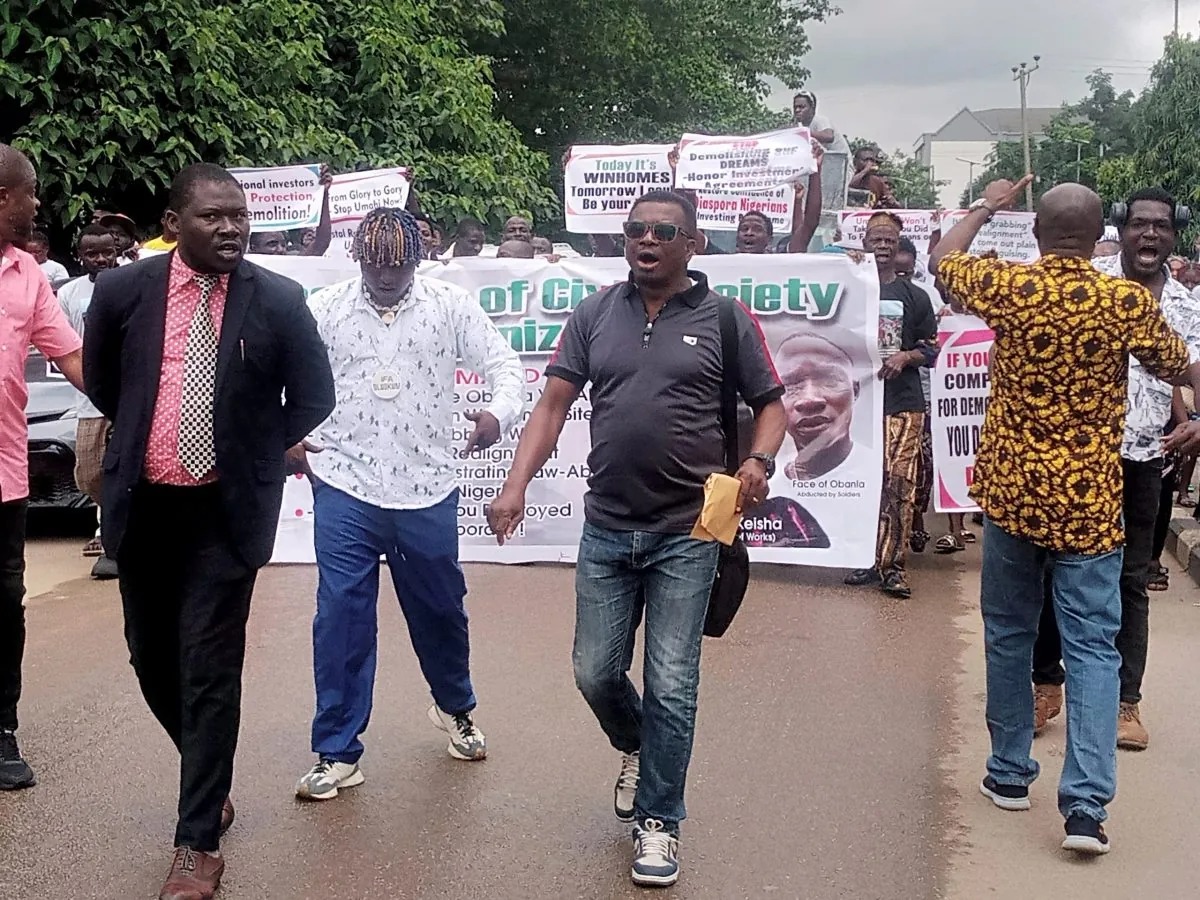 Displaced and Defiant: Protesters In Abuja Demand Justice Over Lagos-Calabar Coastal Highway Demolitions