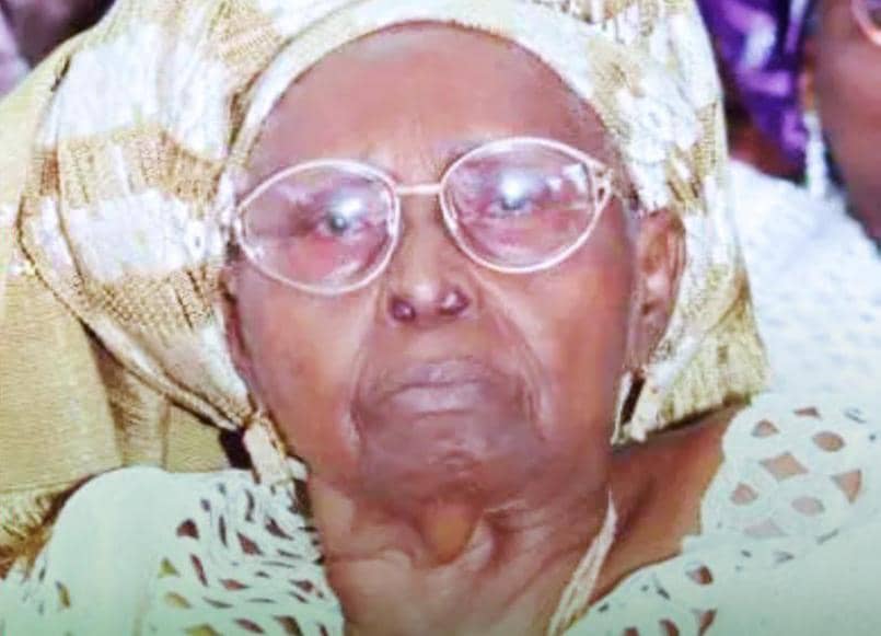 PRESIDENT TINUBU PAYS TRIBUTE TO MAMA H.I.D. AWOLOWO.