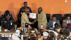 RSIEC Presents Certificates of Return To Chairmen And Councilors-Elect